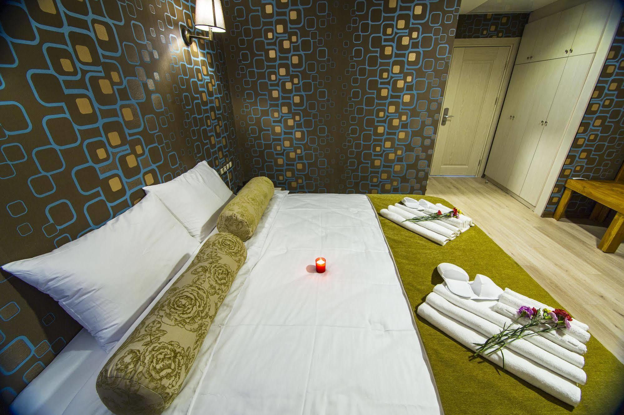 Kuzen Otel (Adults Only) Istanbul Exterior photo