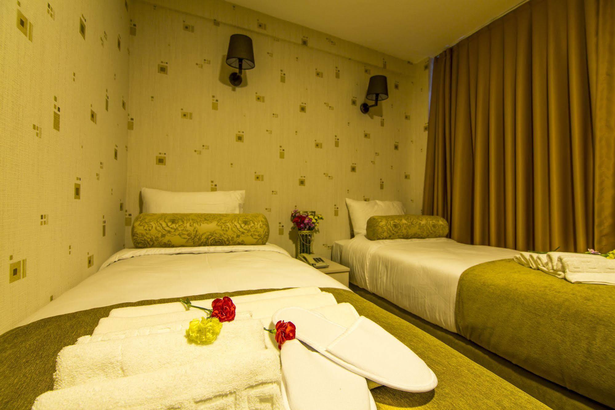 Kuzen Otel (Adults Only) Istanbul Exterior photo